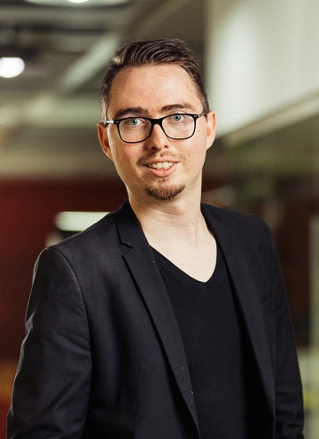 Dr. Slava Novgorodov - Computer Science Researcher